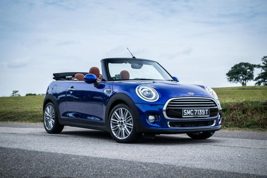  Mini Cooper Cabrio (F57) 2018 года  (SG) (фото 1 из 15)